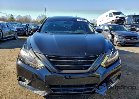2017 Nissan Altima 2.5 from USA, damaged, VIN 1N4AL3AP2HC169588